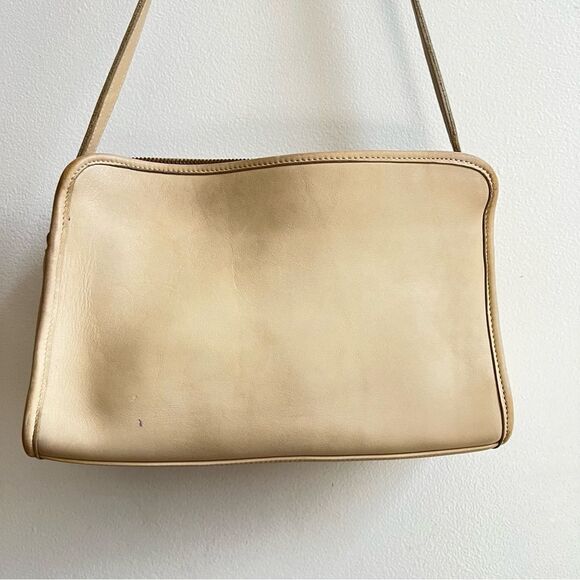 Coach Vintage Women's Leather Shoulder Crossbody Bag - Picture 13 of 16